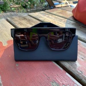 BRAND NEW THE WEST DIFF SUNNIES